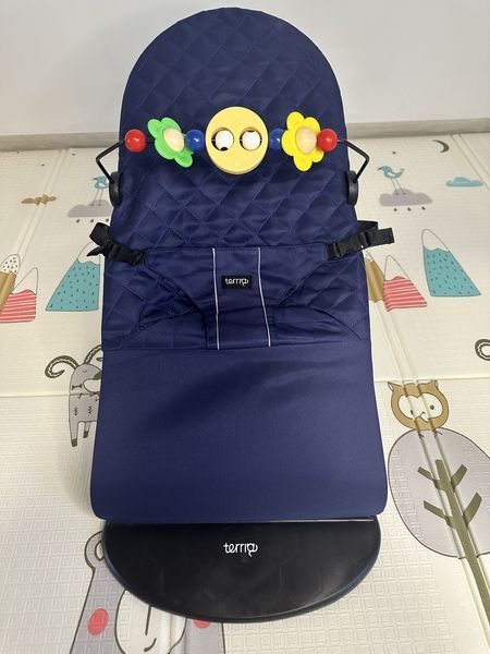Детский шезлонг (кресло-качалка) синий + дуга с игрушками в подарок TH-102C фото